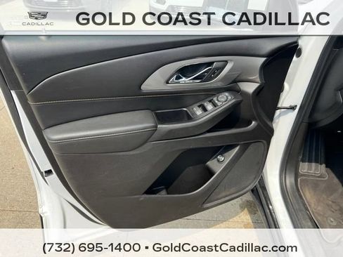 Used 2019 Chevrolet Traverse LT w/ LPO, Black Accent Package AWD/4WD image 16