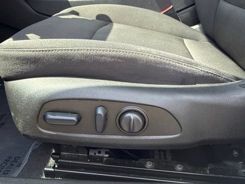 Used 2022 Chevrolet Malibu LT FWD image 10