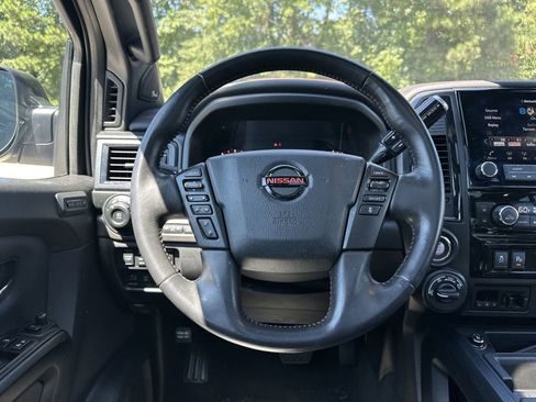 Used 2021 Nissan Titan PRO-4X w/ Pro-4x Convenience Package image 24