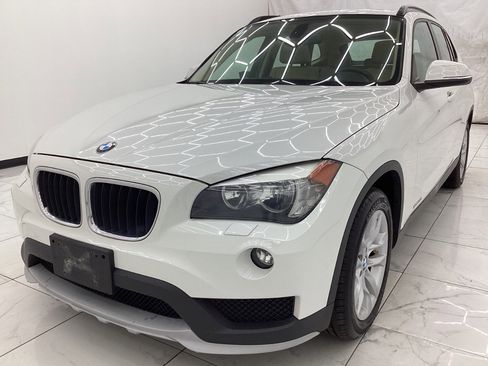 Used 2015 BMW X1 xDrive28i image 1