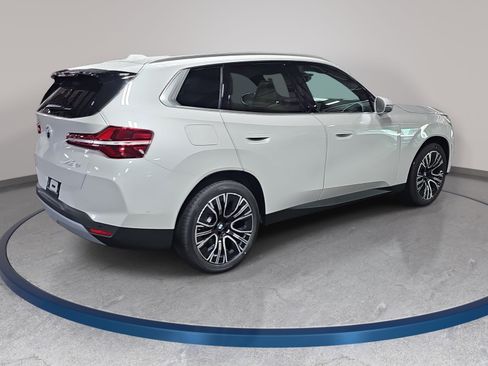 New 2026 BMW X3 xDrive30i w/ Premium Package AWD/4WD image 5
