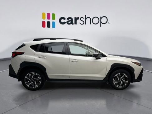 Used 2024 Subaru Crosstrek 2.0i Premium image 6