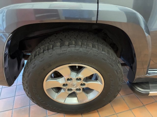Used 2011 Toyota 4Runner SR5 AWD/4WD image 13
