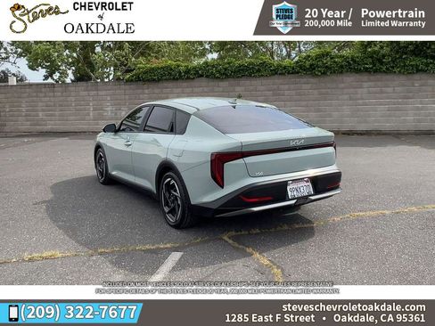 Used 2025 Kia K4 EX image 9