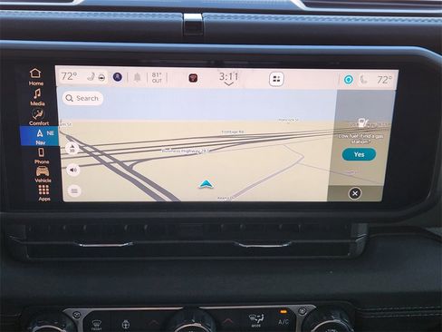 Used 2024 Jeep Gladiator Mojave image 17