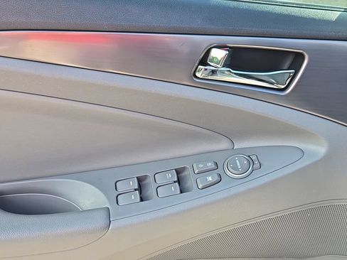 Used 2012 Hyundai Sonata Hybrid FWD image 13