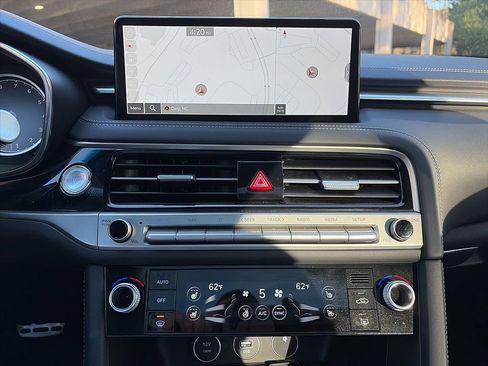 Used 2025 Genesis G70 3.3T Advanced image 5