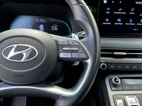 Used 2024 Hyundai Palisade SEL FWD image 14