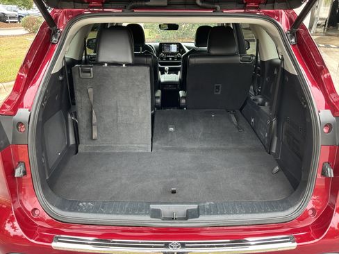 Used 2022 Toyota Highlander Limited FWD image 33