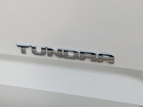 Used 2026 Toyota Tundra SR5 w/ SR5 Convenience Package AWD/4WD image 33