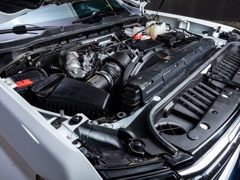 Used 2024 Chevrolet Silverado 2500 LTZ image 39