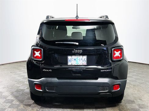 Used 2020 Jeep Renegade Sport w/ Sport Appearance Group image 7