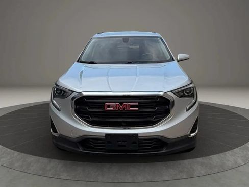 Used 2018 GMC Terrain SLE AWD/4WD image 2