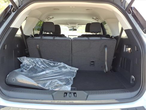 New 2026 Ford Explorer Active AWD/4WD image 5