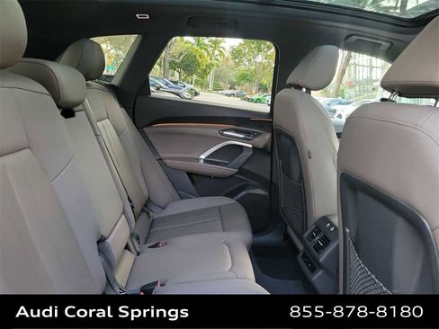 Certified 2025 Audi Q5 Premium w/ Convenience Package image 21