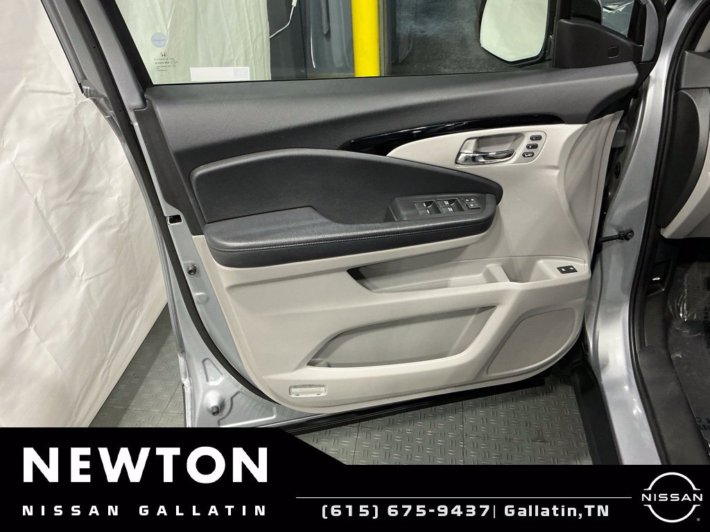 Used 2019 Honda Pilot Elite image 52