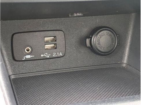 Used 2022 Subaru Forester Limited AWD/4WD image 54