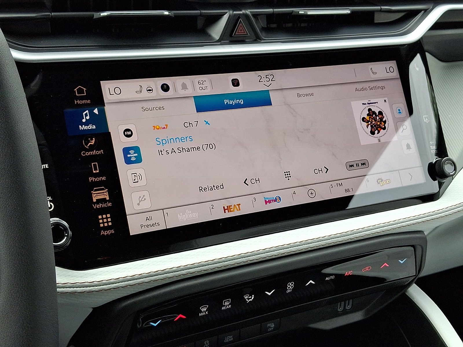 New 2026 Jeep Cherokee Limited AWD/4WD image 11