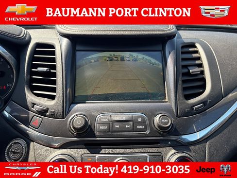 Used 2018 Chevrolet Impala LT FWD image 20