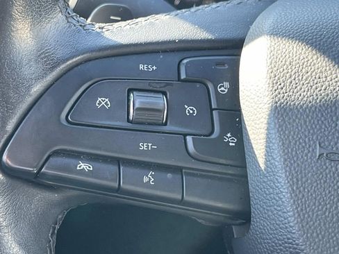 Used 2019 Cadillac XT4 Premium Luxury w/ Enhanced Visibility Package image 28