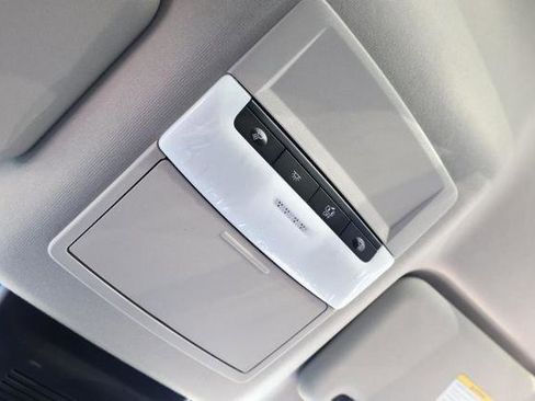 New 2025 Nissan Sentra SV image 17