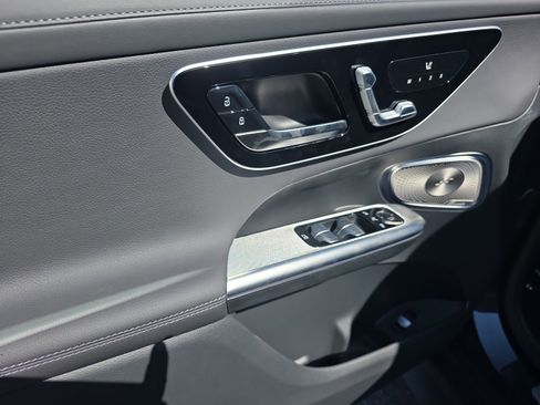 Certified 2026 Mercedes-Benz GLC 300 4MATIC image 17