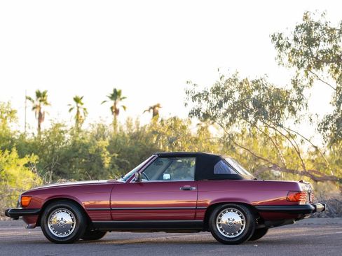 Used 1989 Mercedes-Benz 560 SL image 10