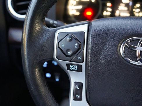 Used 2020 Toyota Tundra Limited image 29