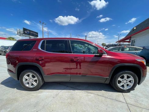 Used 2018 GMC Acadia SLE AWD/4WD image 4