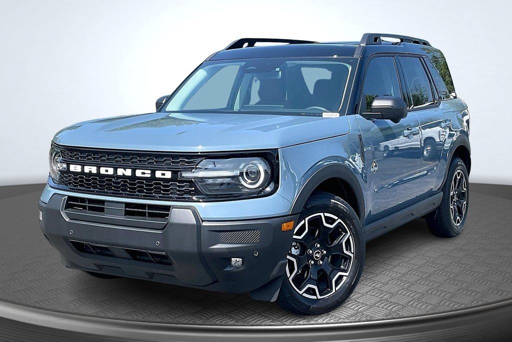 New 2026 Ford Bronco Sport Outer Banks w/ Outer Banks Tech Package+ AWD/4WD image 2