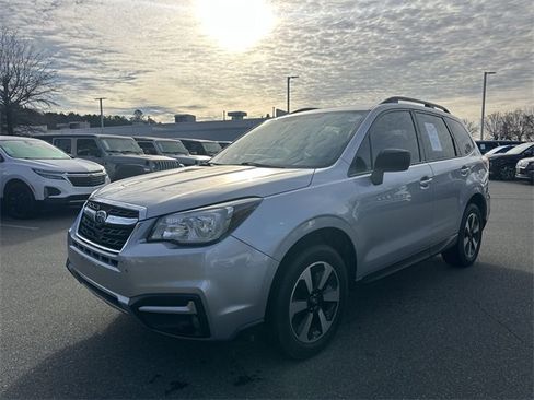 Used 2018 Subaru Forester 2.5i Premium image 1