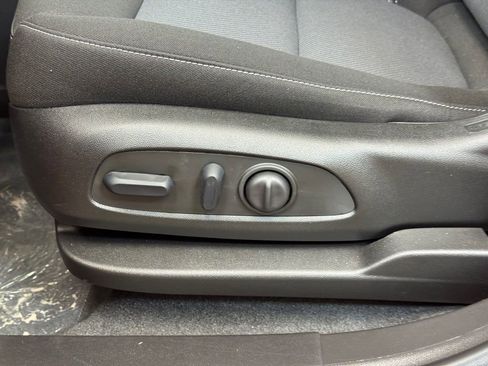 New 2026 Chevrolet Blazer LT w/ Convenience Package AWD/4WD image 11