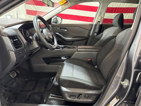 Used 2021 Nissan Rogue SV AWD/4WD image 9