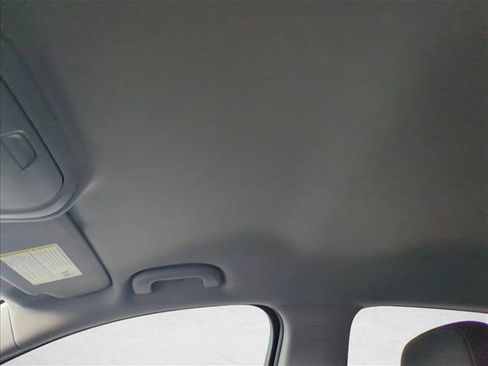 Used 2022 Chevrolet Equinox LT FWD image 10