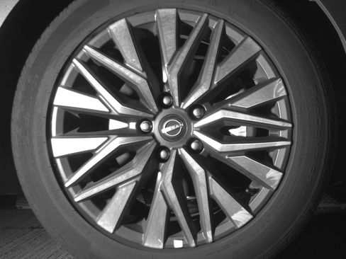 Used 2025 Nissan Altima 2.5 SV image 13