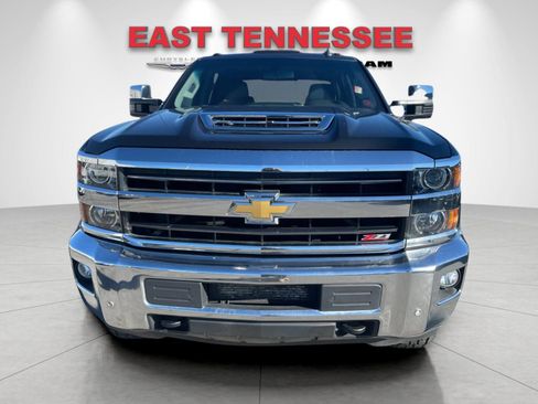 Used 2019 Chevrolet Silverado 2500 LTZ w/ Duramax Plus Package image 9
