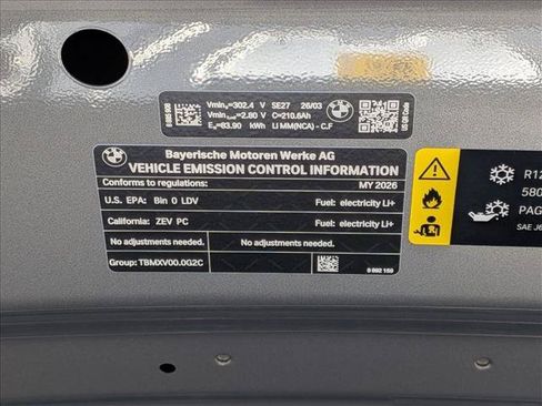 New 2026 BMW i4 xDrive40i w/ Premium Package AWD/4WD image 19