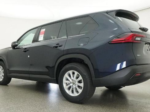 New 2026 Toyota Grand Highlander XLE FWD image 21