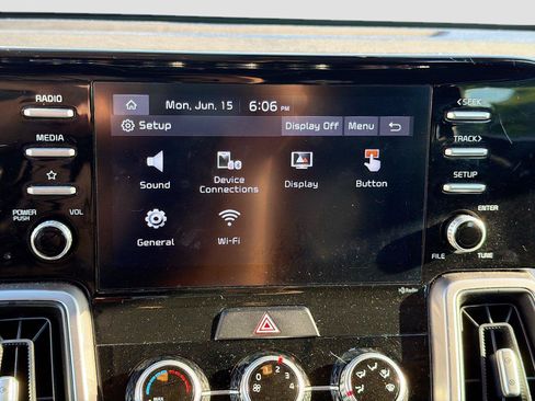 Used 2022 Kia Sorento LX FWD image 32