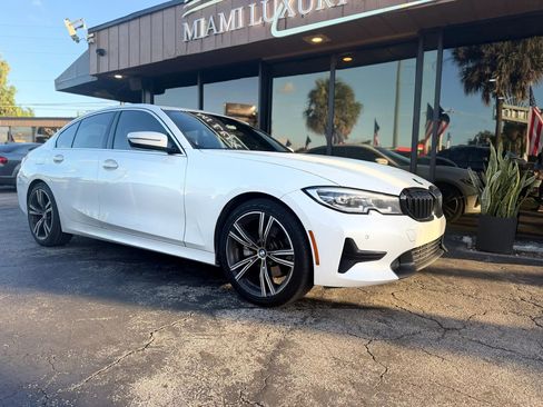 Used 2020 BMW 330i Sedan w/ Premium Package RWD image 3