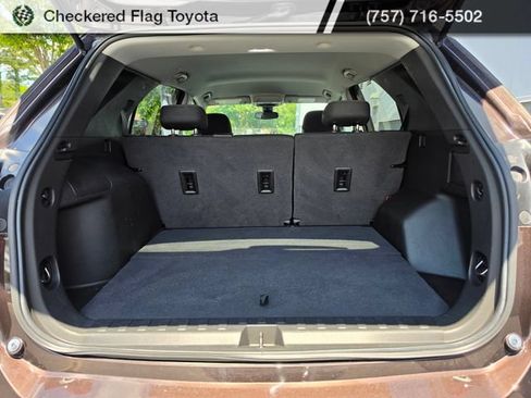 Used 2020 Chevrolet Equinox LT FWD image 17