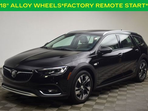 Used 2018 Buick Regal Essence w/ Driver Confidence Package #1 AWD/4WD image 3