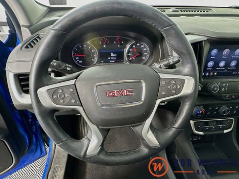 Used 2024 GMC Terrain SLT AWD/4WD image 13