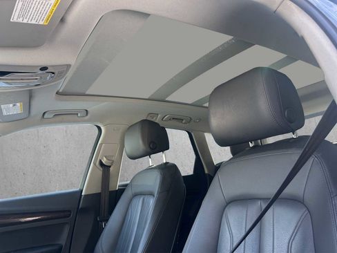 Used 2020 Audi Q5 2.0T Premium w/ Convenience Package image 19