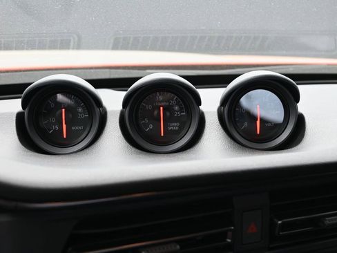 Used 2024 Nissan Z Performance w/ Heritage Edition RWD image 40