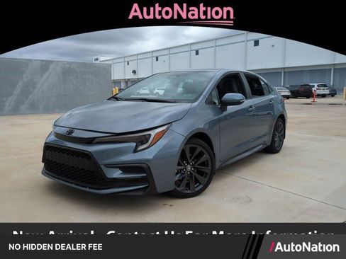 Used 2025 Toyota Corolla SE FWD image 1