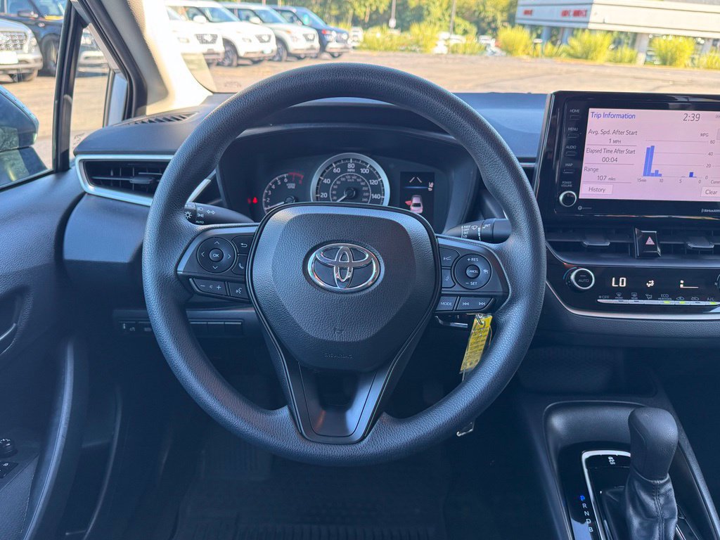 Used 2022 Toyota Corolla LE FWD image 18