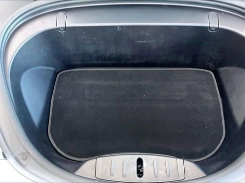 Used 2019 Tesla Model 3 Standard Range Plus image 29