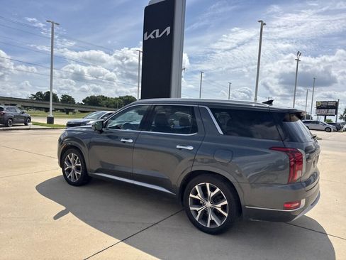 Used 2021 Hyundai Palisade Limited FWD image 24