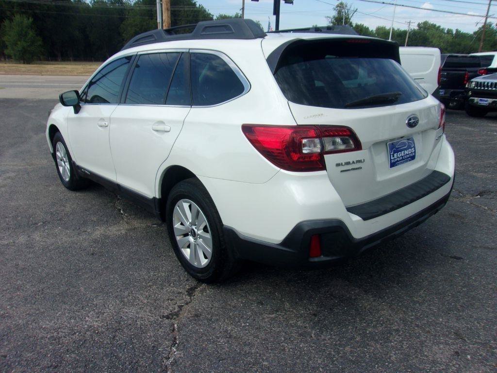 Used 2018 Subaru Outback 2.5i AWD/4WD image 8